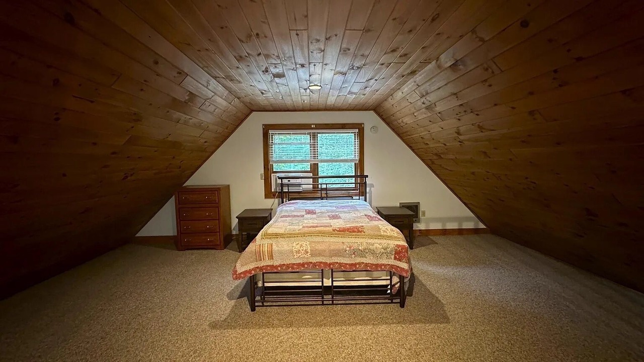 Photo of Bedroom in Saranac Lake