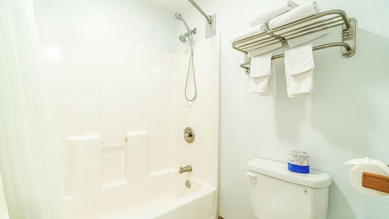 Photo of Bathroom in Ira
