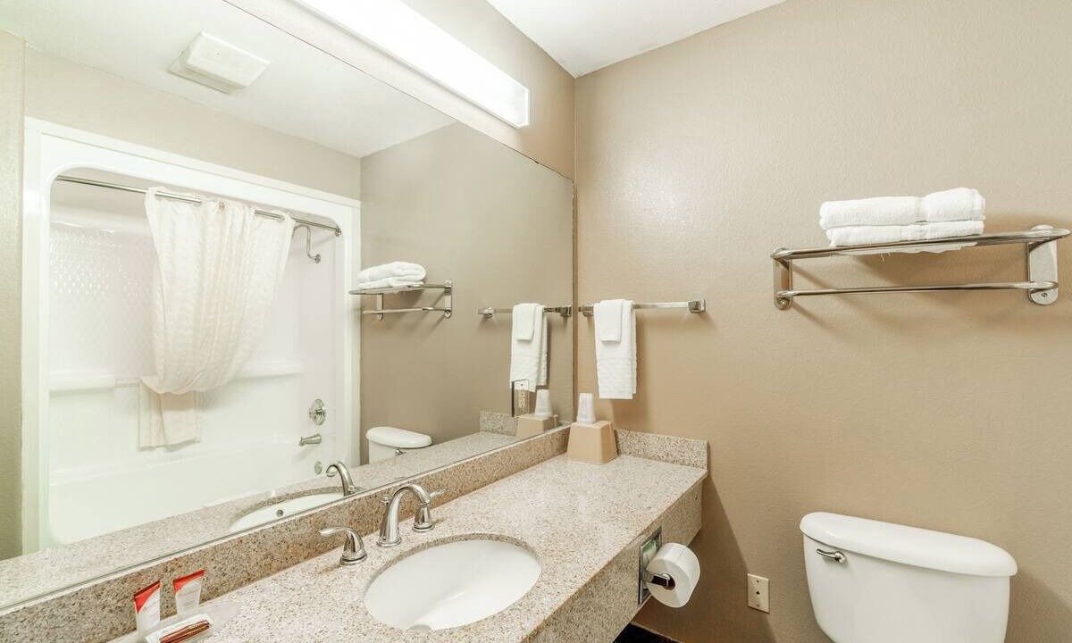 Photo of Bathroom in Beeville