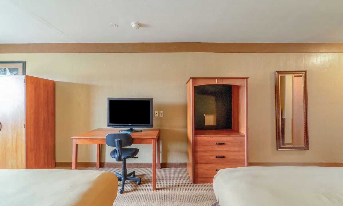 Photo of Bedroom in Beeville