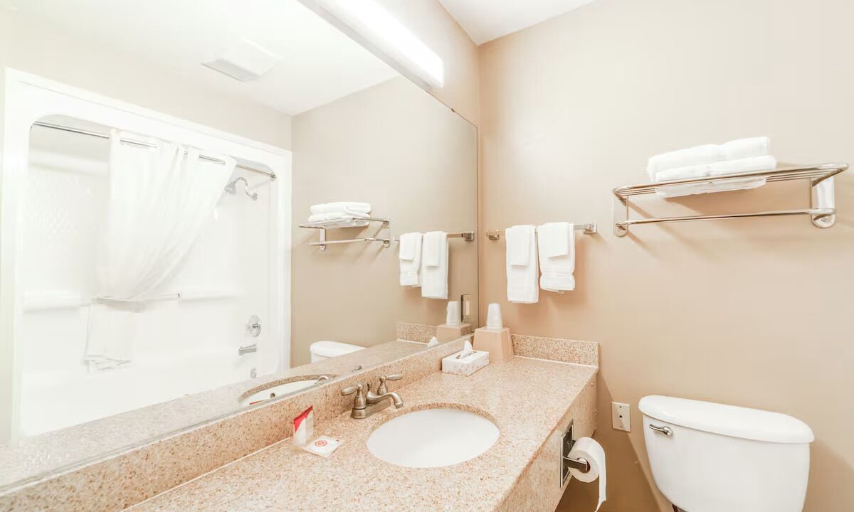 Photo of Bathroom in Beeville