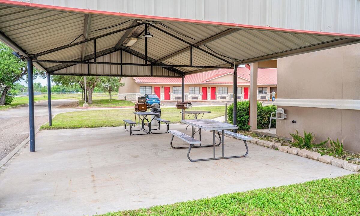 Photo of Outdoor in Beeville