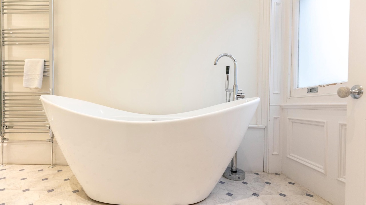 Photo of Bathroom in Hernhill