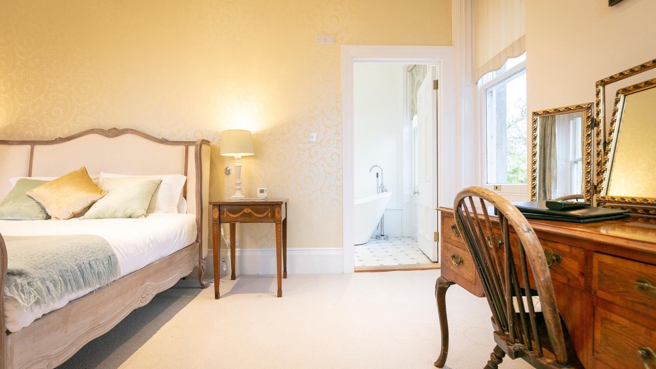 Photo of Bedroom in Hernhill