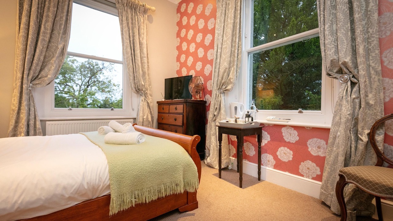 Photo of Bedroom in Hernhill