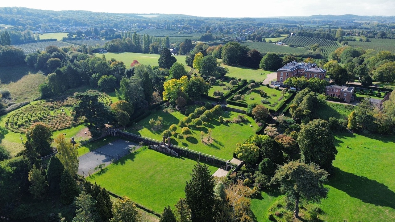 Photo of Outdoor in Hernhill