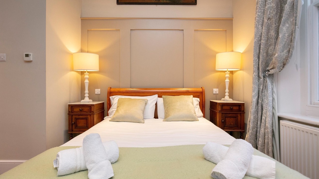 Photo of Bedroom in Hernhill