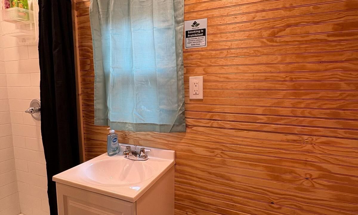 Photo of Bathroom in Northside