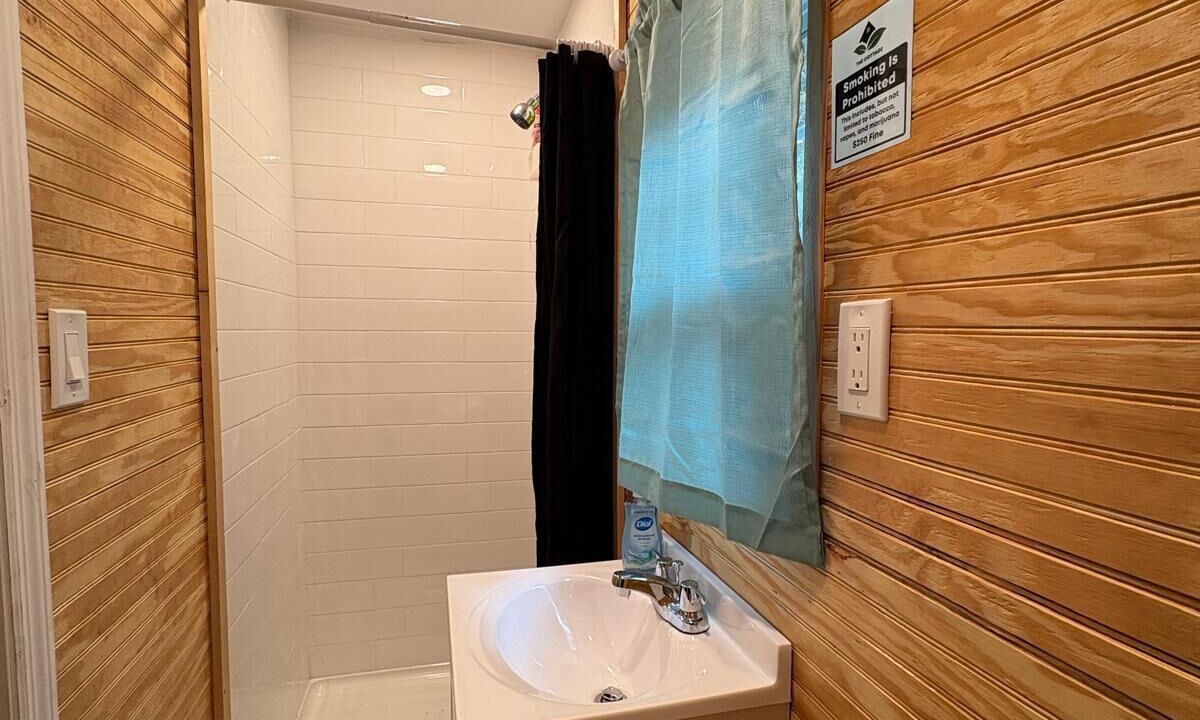 Photo of Bathroom in Northside