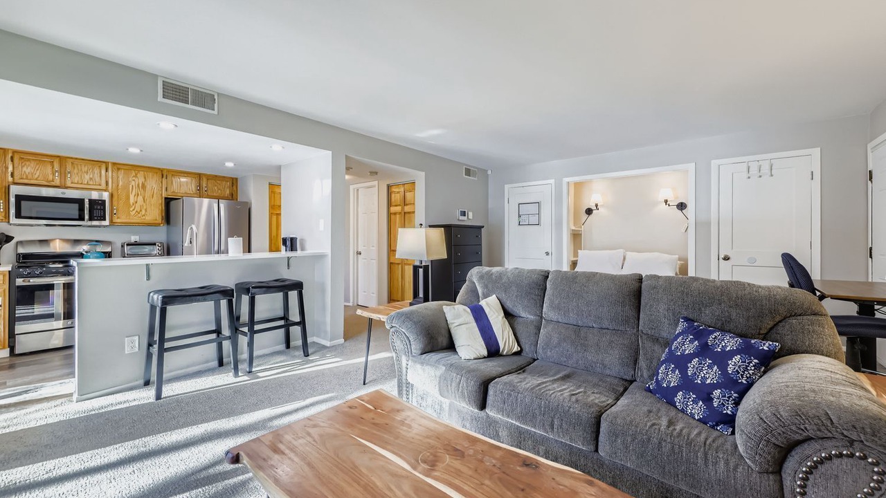 Photo of Livingroom in West Westminster