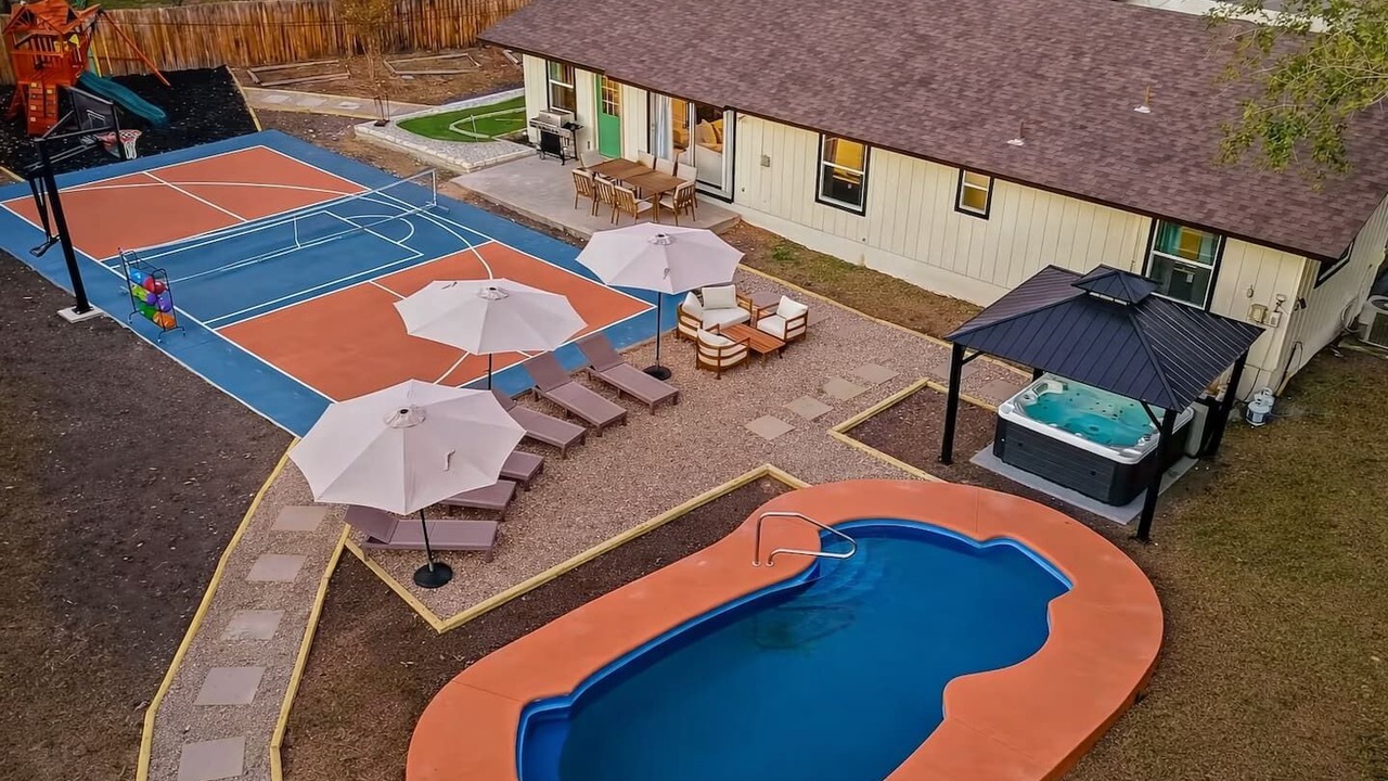 Photo of Outdoor in Shearer Hills - Ridgeview