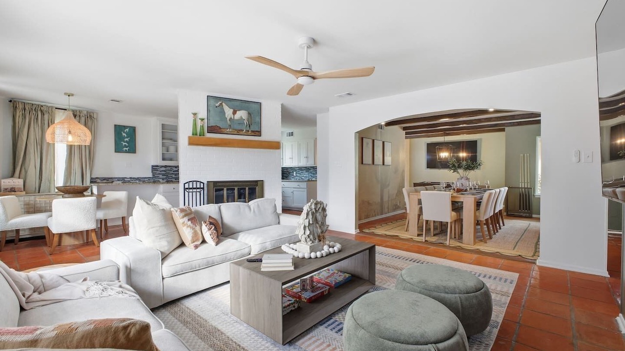 Photo of Livingroom in Shearer Hills - Ridgeview