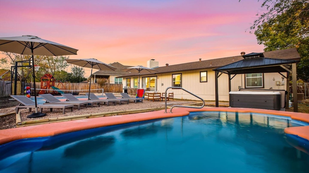 Photo of Outdoor in Shearer Hills - Ridgeview