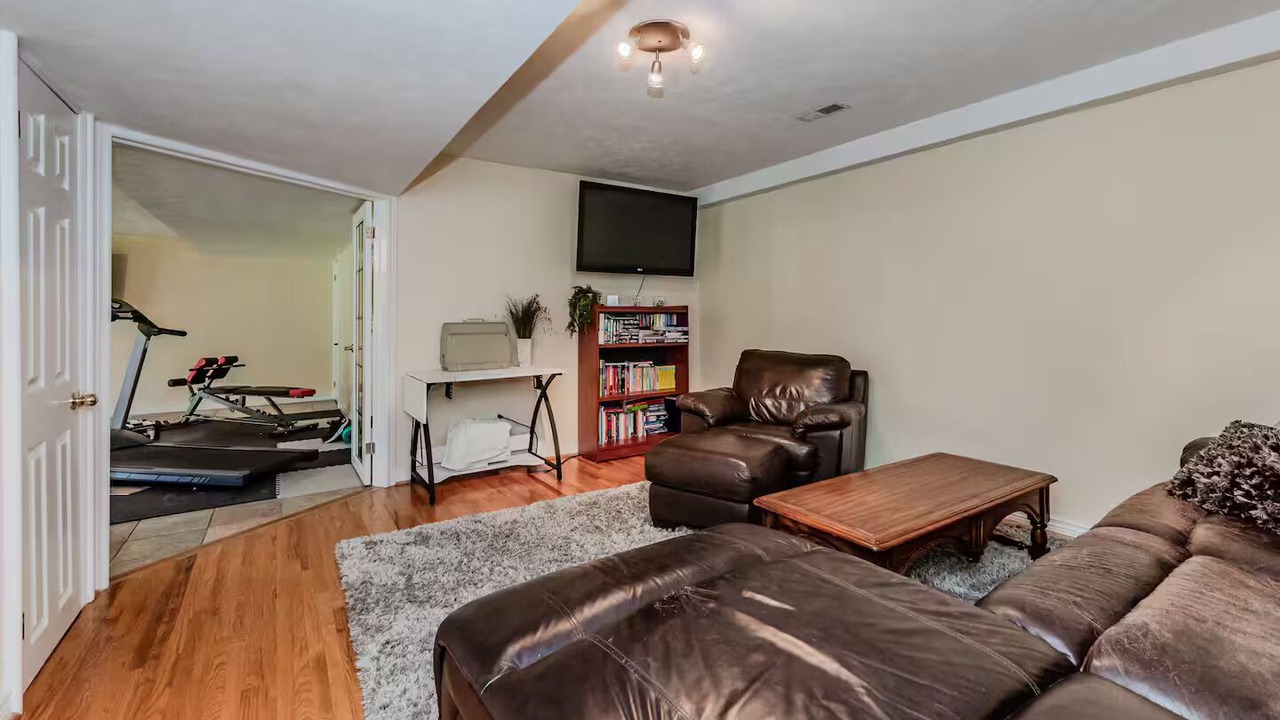 Photo of Livingroom in Georgian Bluffs
