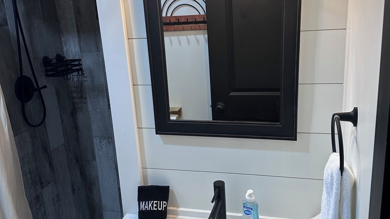 Photo of Bathroom in Iron Mountain