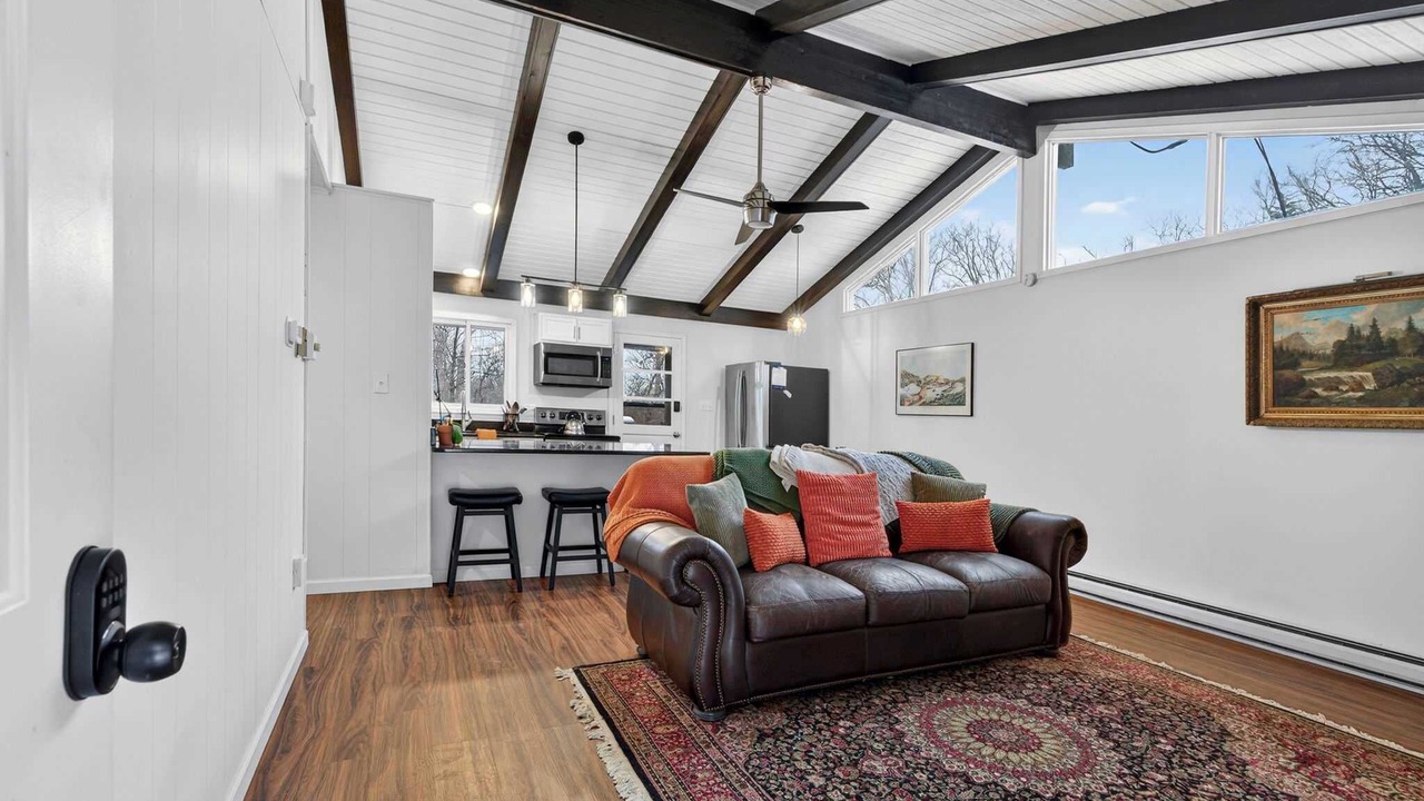 Photo of Livingroom in Millville