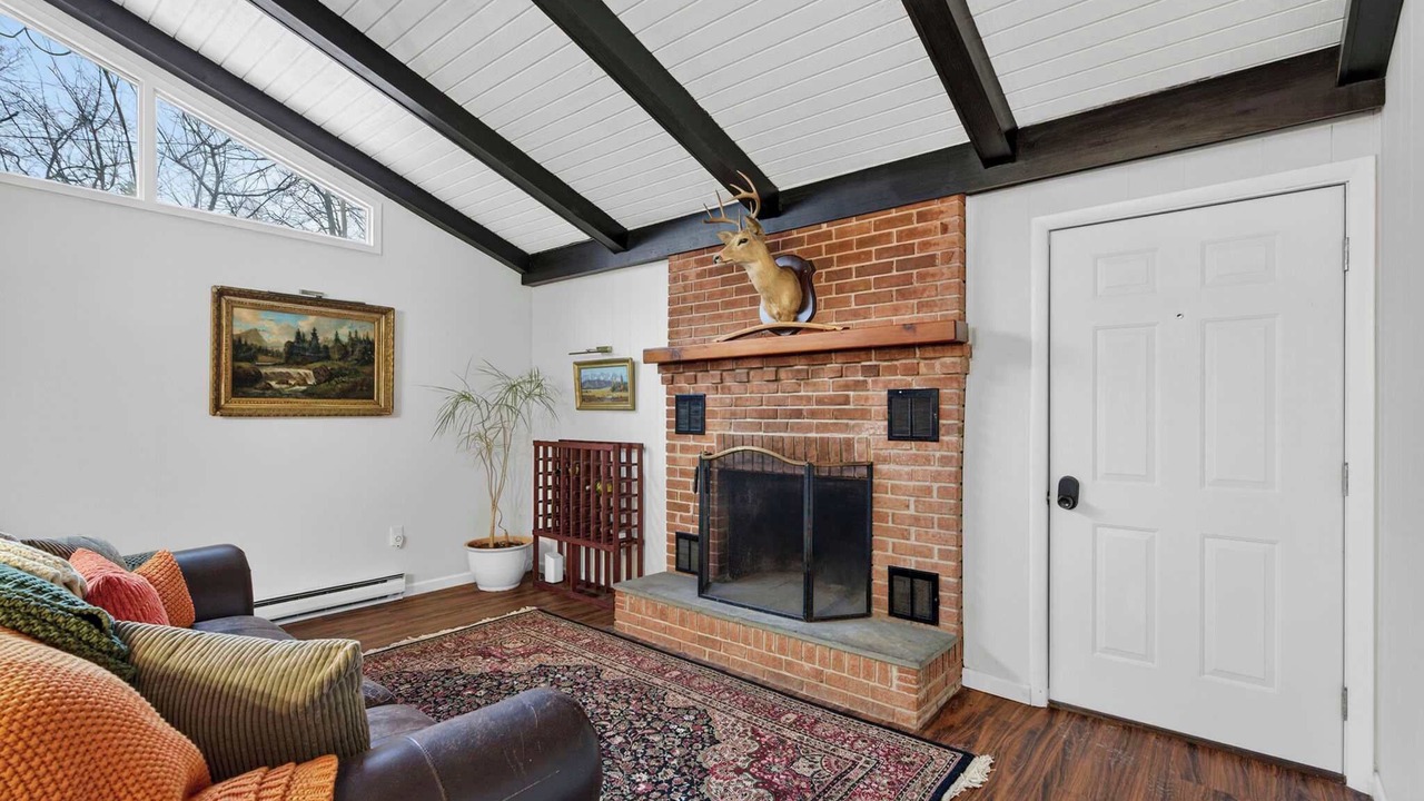 Photo of Livingroom in Millville