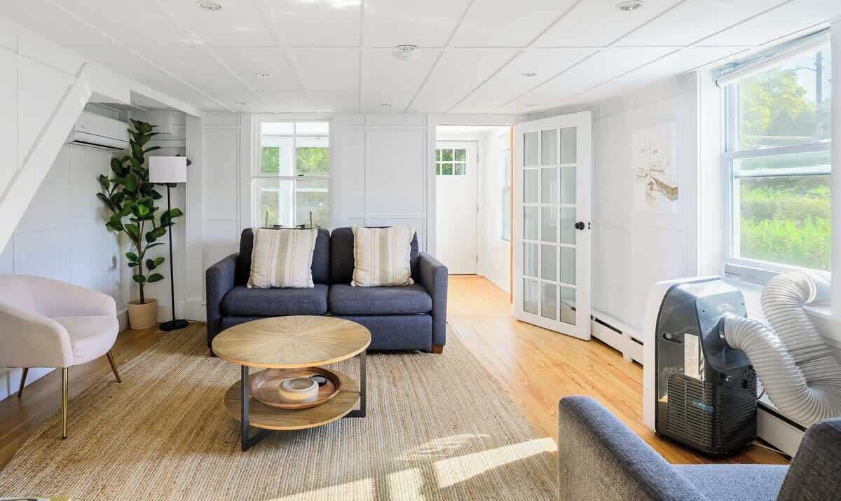 Photo of Livingroom in East Quogue