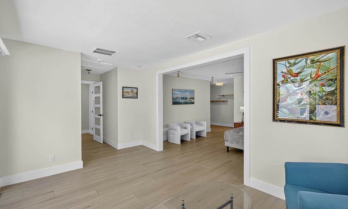 Photo of Livingroom in Bay Isle