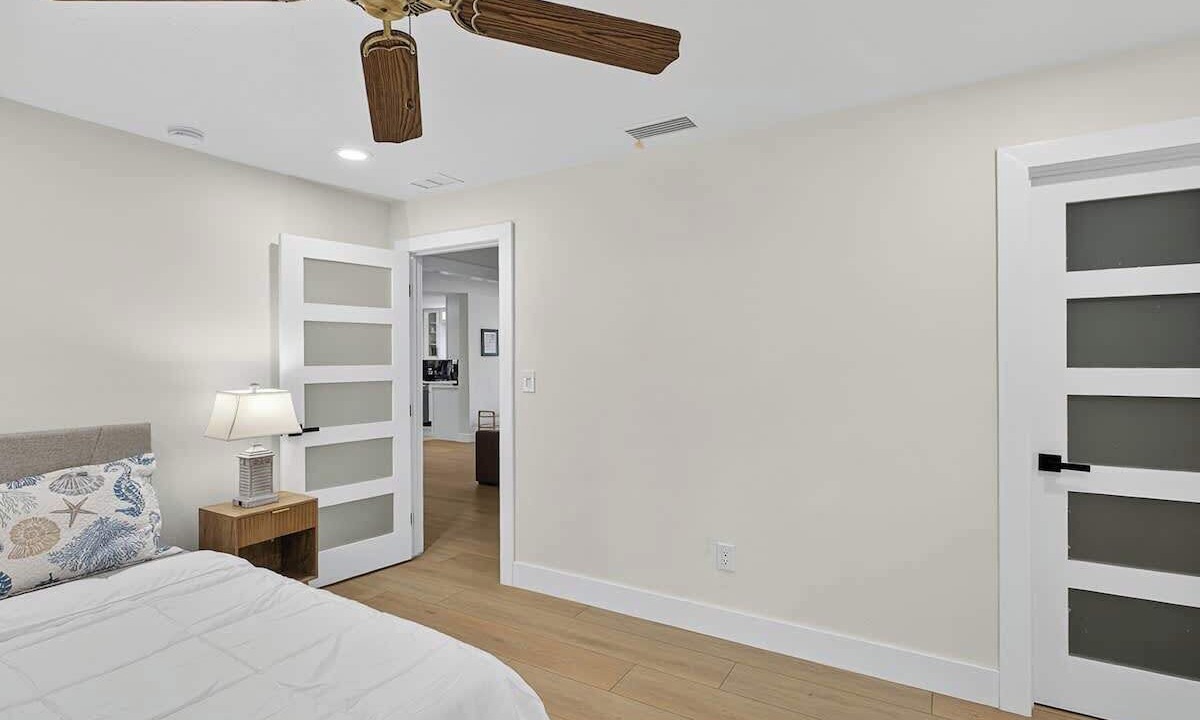 Photo of Bedroom in Bay Isle