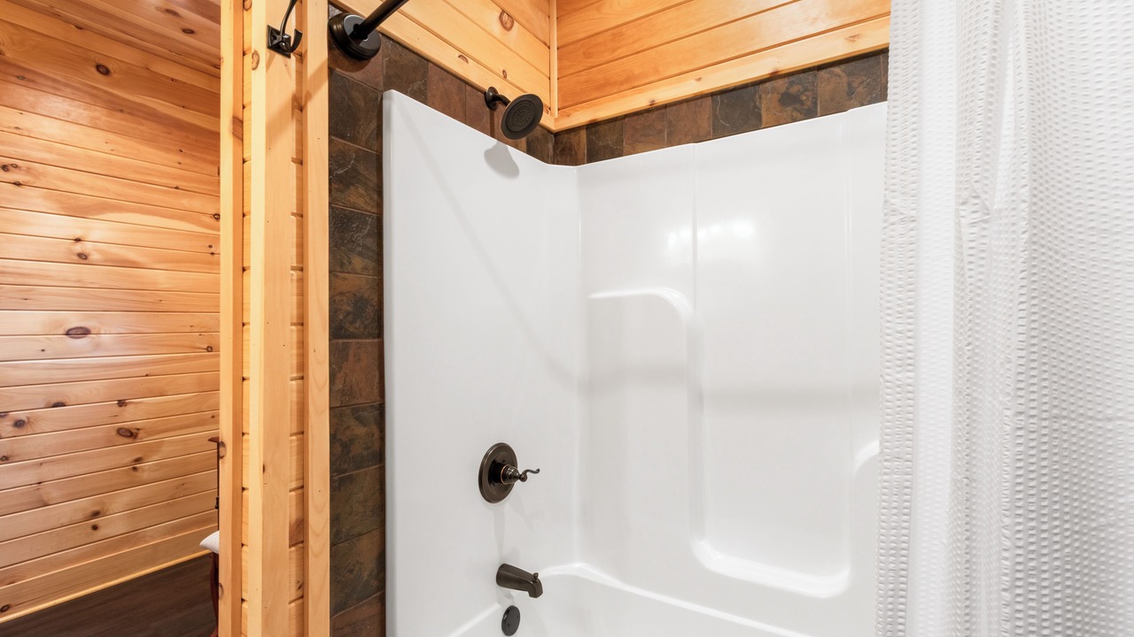 Photo of Bathroom in Perdido Beach