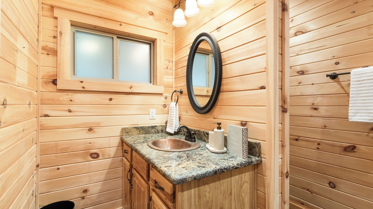 Photo of Bathroom in Perdido Beach