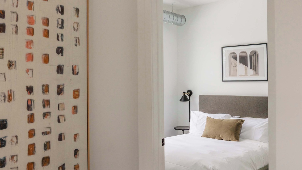 Photo of Bedroom in Near North Side