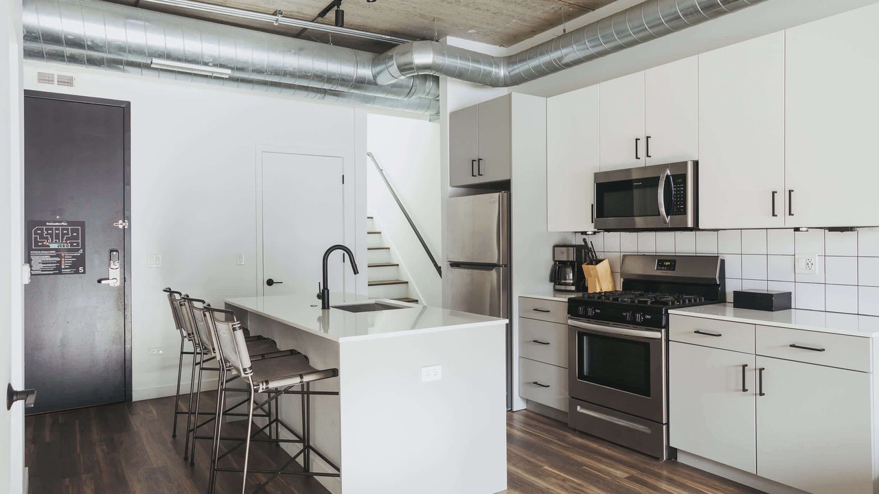 Photo of Kitchen in Near North Side