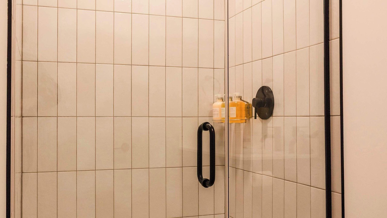 Photo of Bathroom in Near North Side