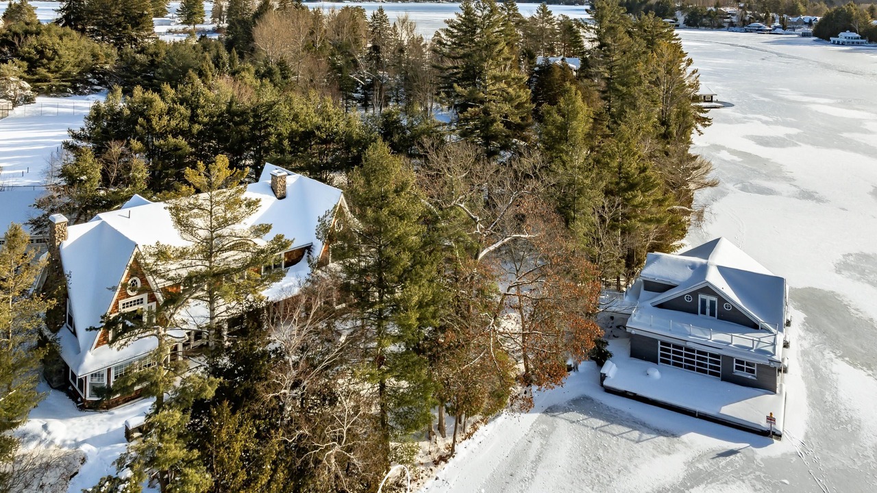 Photo of Others in Port Carling