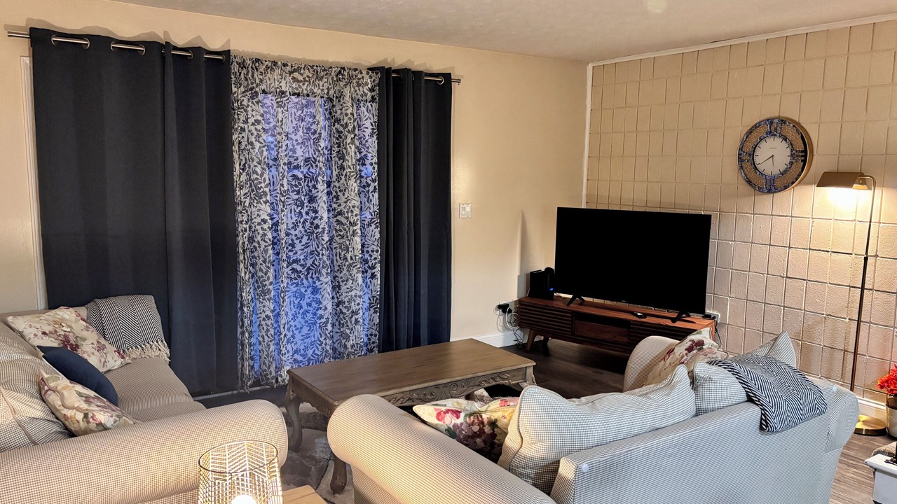 Photo of Livingroom in Dayton