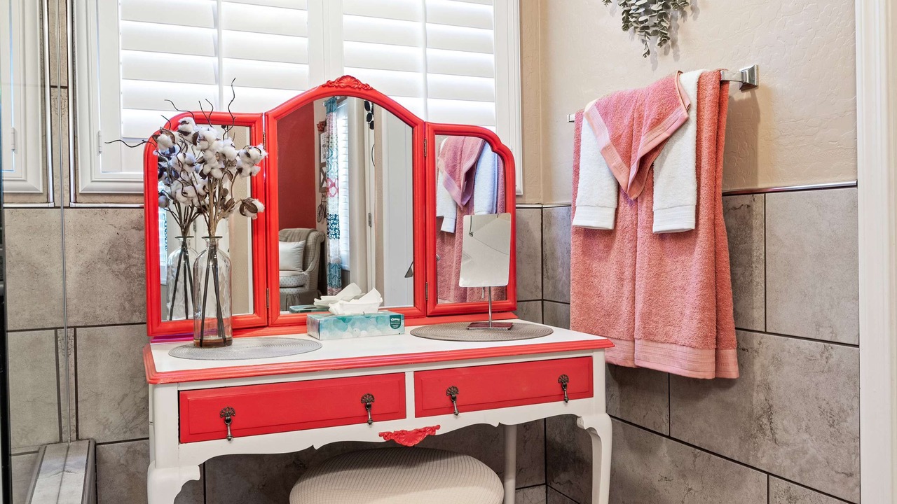 Photo of Bathroom in Glenmont Estates