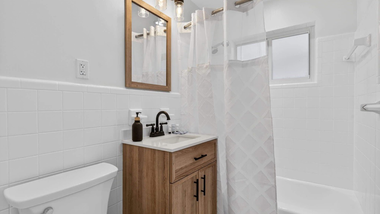 Photo of Bathroom in Central Corals
