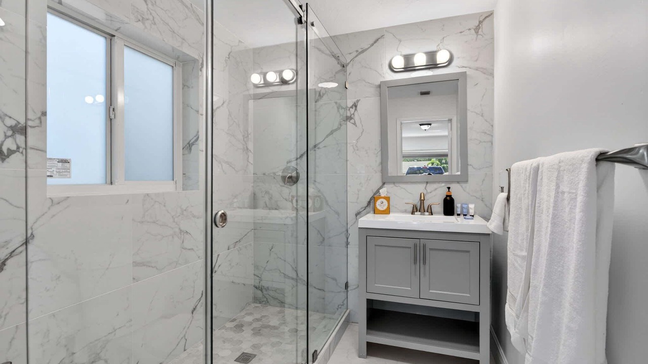 Photo of Bathroom in Central Corals
