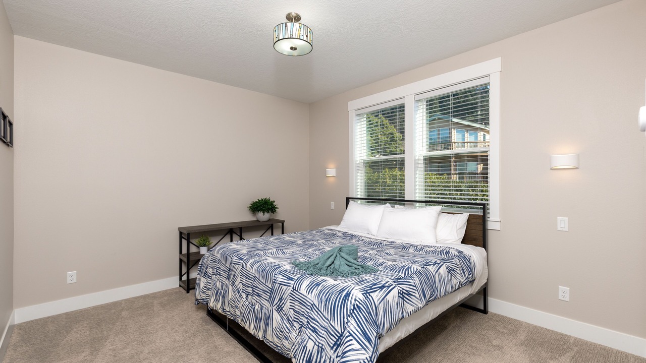 Photo of Bedroom in Roads End