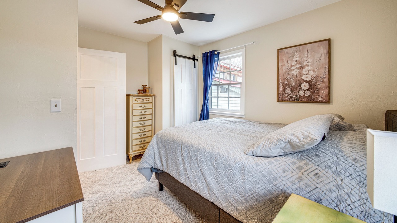 Photo of Bedroom in Stover