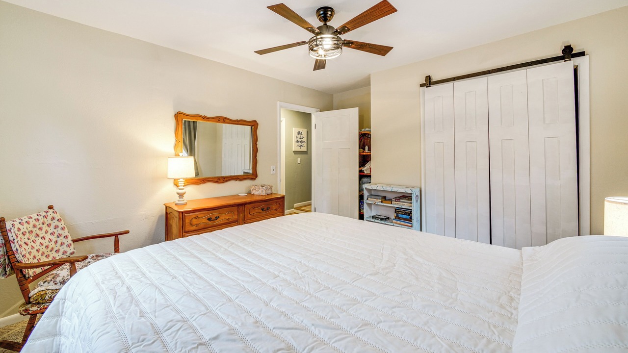 Photo of Bedroom in Stover