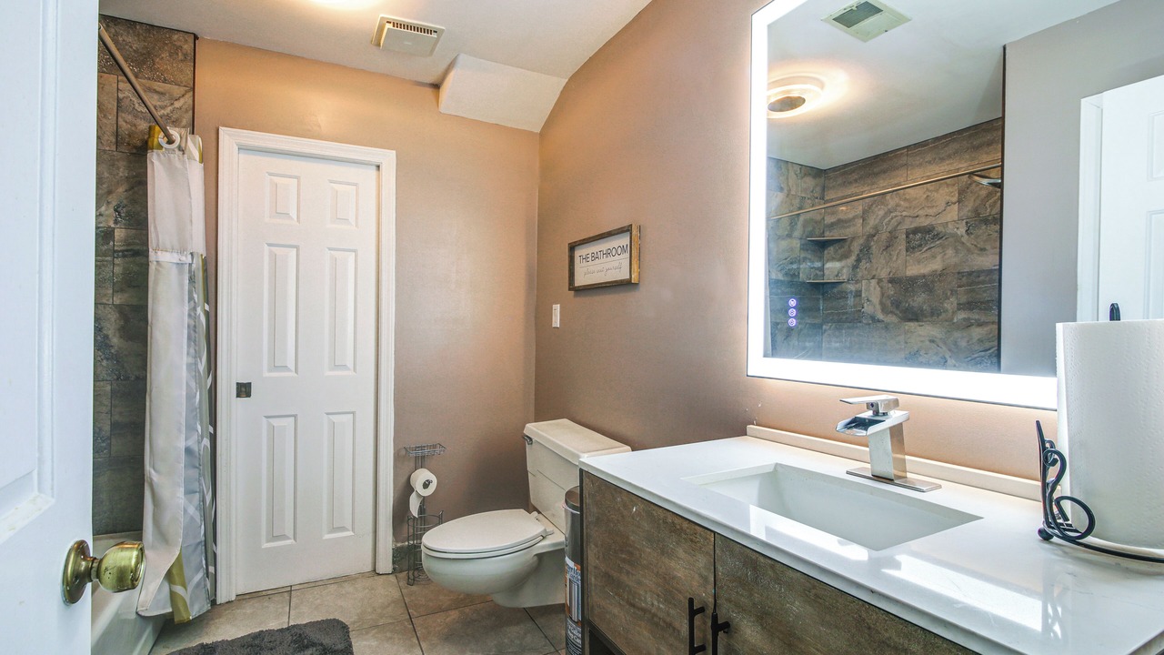 Photo of Bathroom in Ellendale