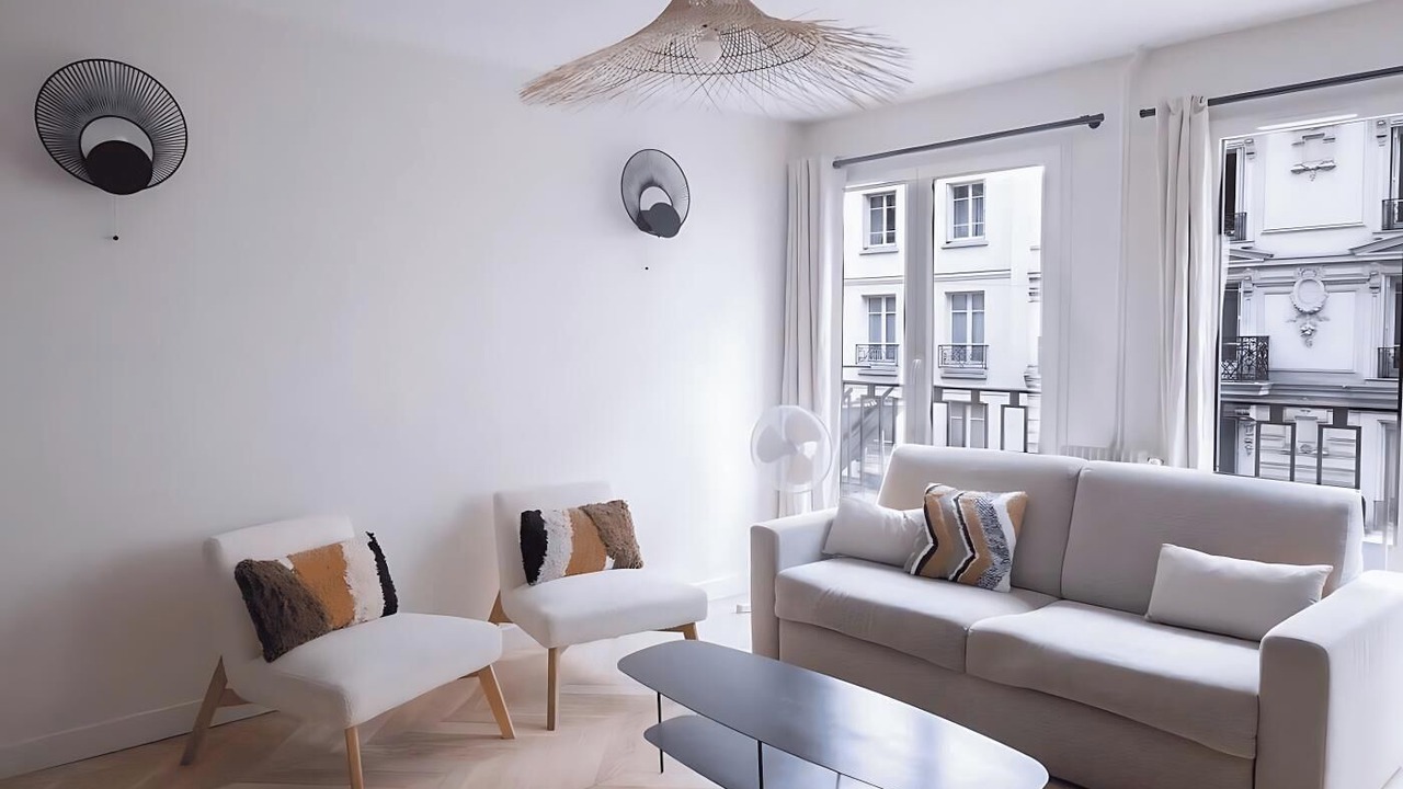 Photo of Livingroom in Quartier de l'Ecole-Militaire