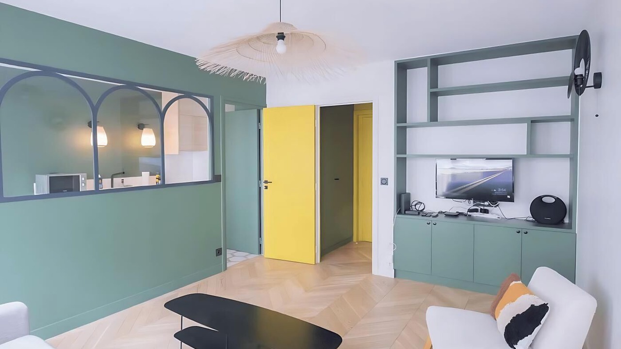 Photo of Livingroom in Quartier de l'Ecole-Militaire