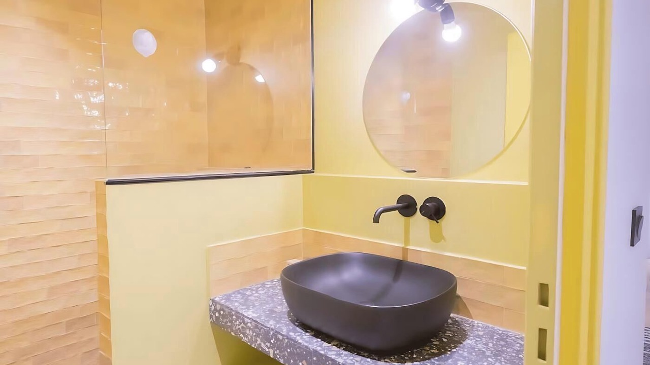 Photo of Bathroom in Quartier de l'Ecole-Militaire