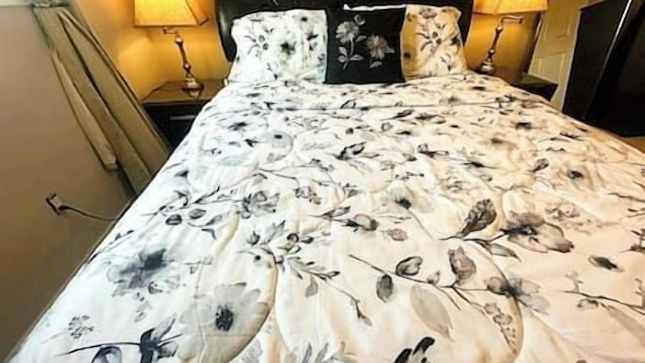 Photo of Bedroom in Hurontario