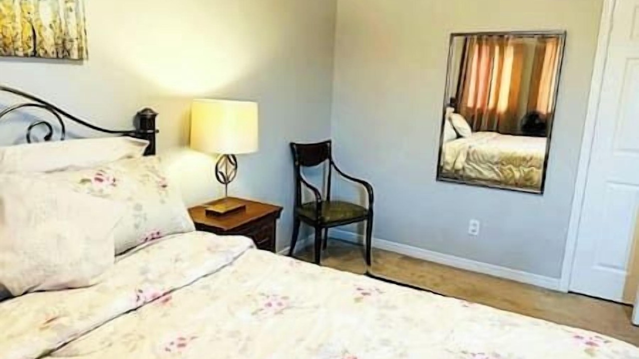 Photo of Bedroom in Hurontario
