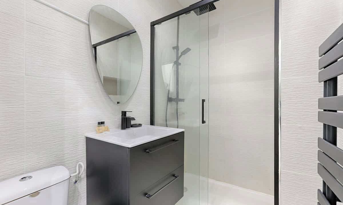 Photo of Bathroom in Vincennes