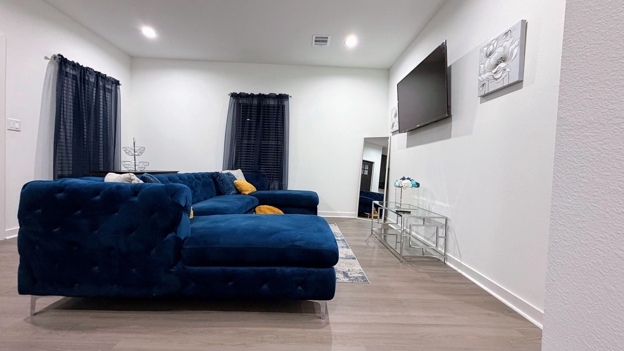 Photo of Livingroom in Houston