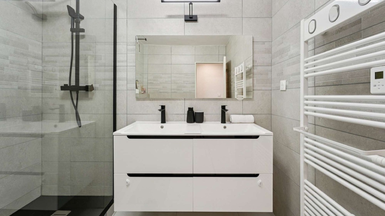 Photo of Bathroom in Herblay