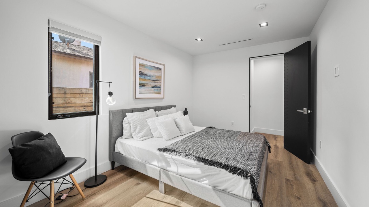 Photo of Bedroom in Sherman Oaks