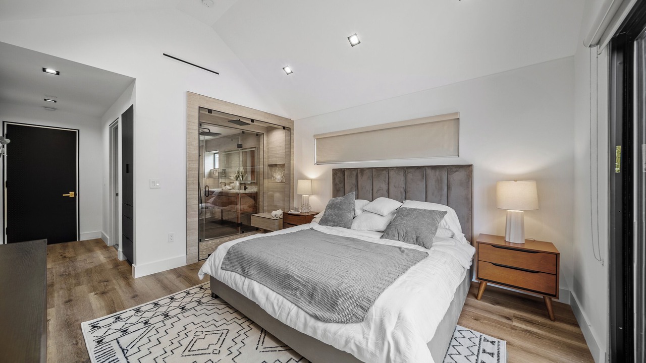 Photo of Bedroom in Sherman Oaks