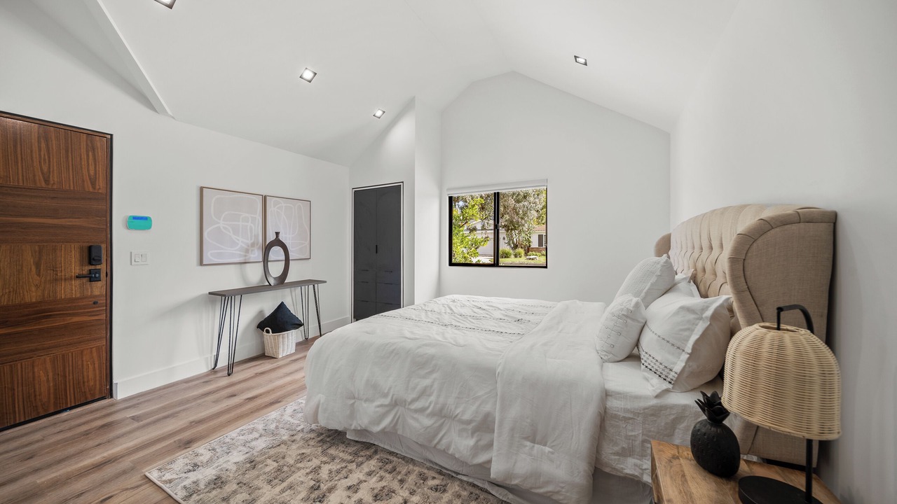 Photo of Bedroom in Sherman Oaks