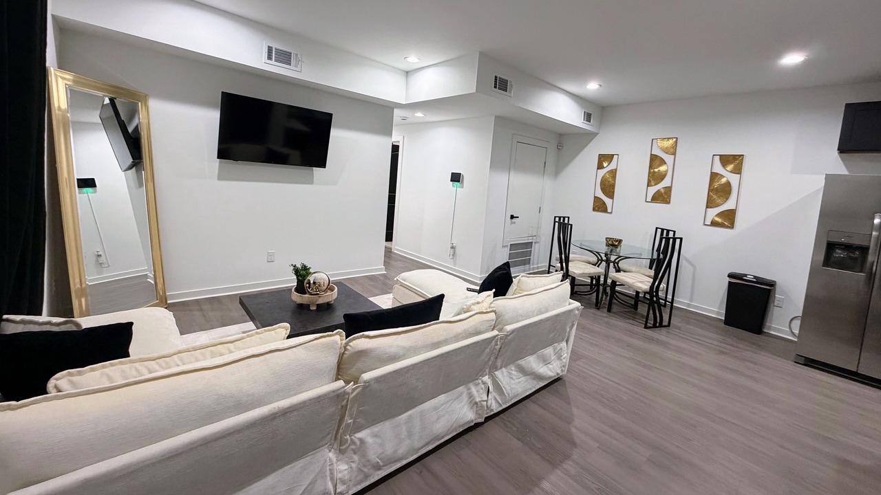 Photo of Livingroom in Houston